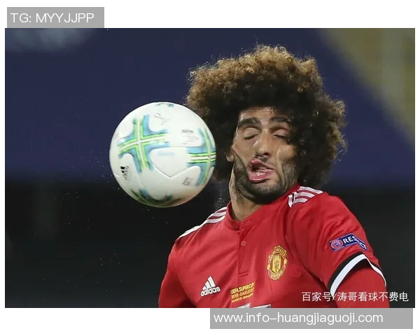 足球头型的独特魅力与风格解析让我们一起探索球场上的时尚与个性 足球头型的独特魅力与风格解析让我们一起探索球场上的时尚与个性